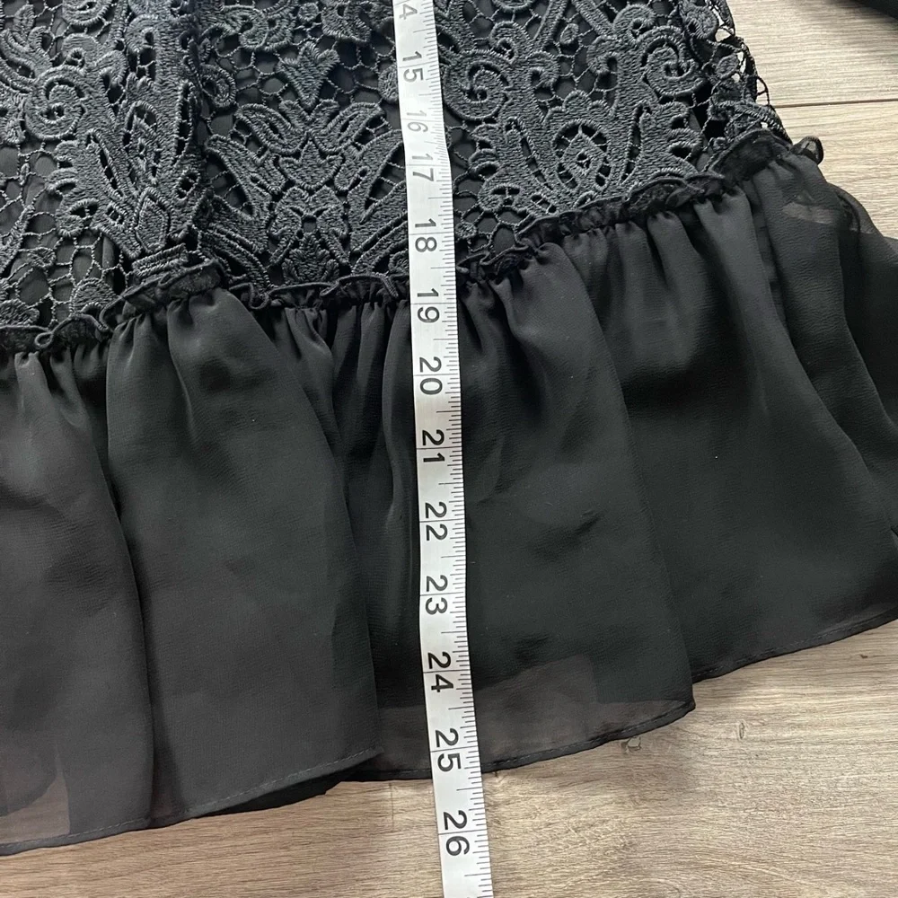 Kate Spade New York Lace‎ Bell-Sleeve Peplum Top